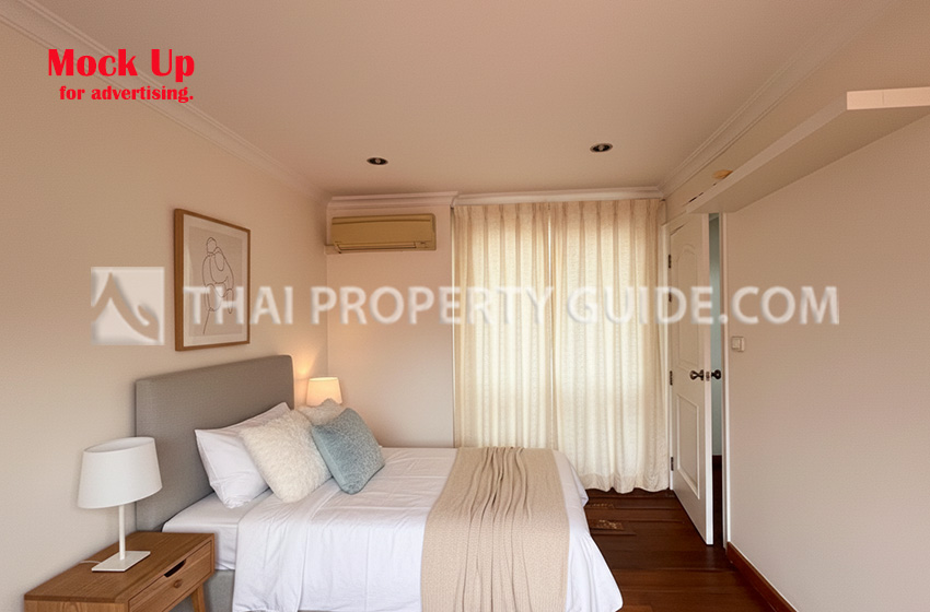 House with Shared Pool in Sukhumvit 